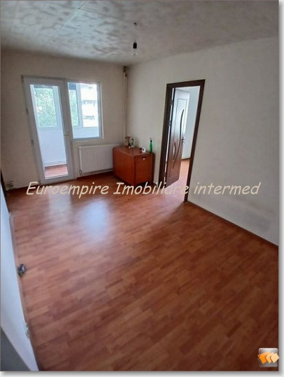Apartament 2 camere zona Salvare