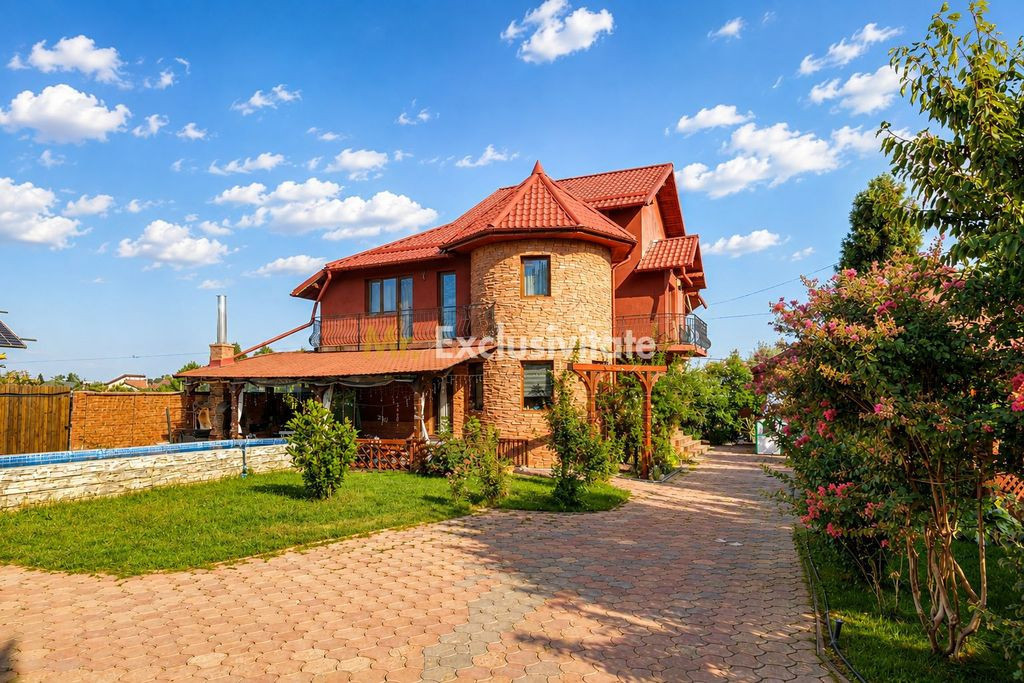 Vilă individuală cu 5 camere, piscină și curte generoasă | Mogoșoaia