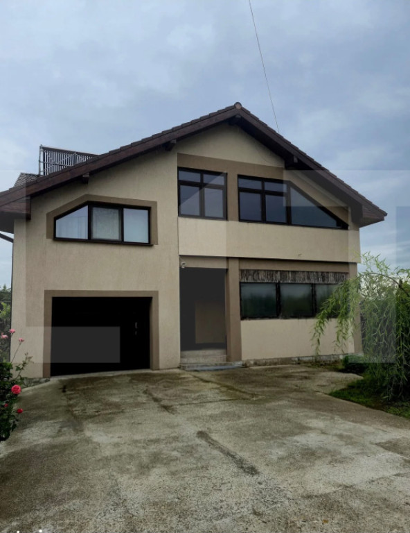 Casă de vânzare, 320 mp, zona Ghercești