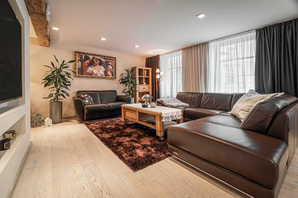 Apartament 3 camere Herastrau