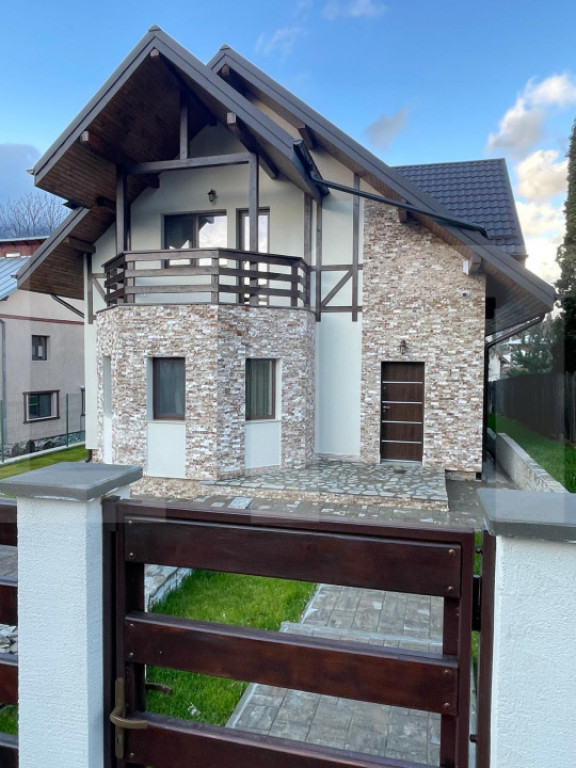 Casa 3 camere, 146 mp, 400 mp teren, zona Busteni - Piatra A