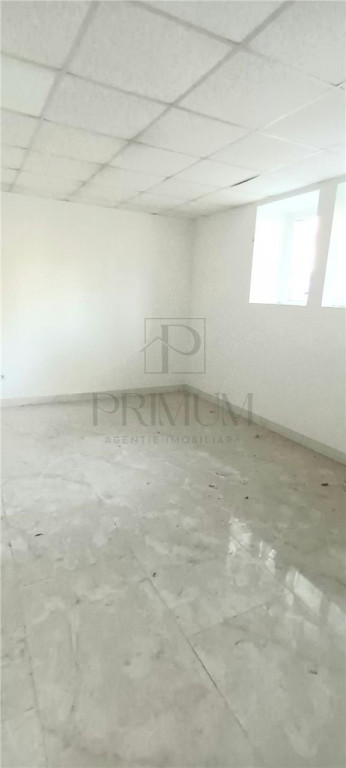 Spatiu comercial cu intrare din strada - Central