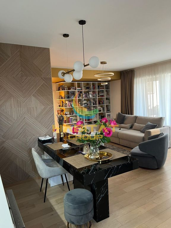 Tineretului metrou Brancoveanu 3 camere bloc 2020 in parc