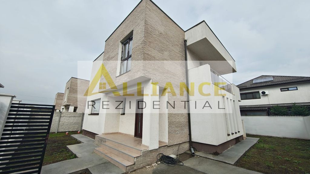 Casa individuala 5 camere | Teren 300 mp | Bucatarie inchisa