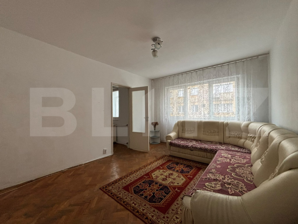 Apartament cu 2 camere de vanzare, 38mp, zona Bunexim.
