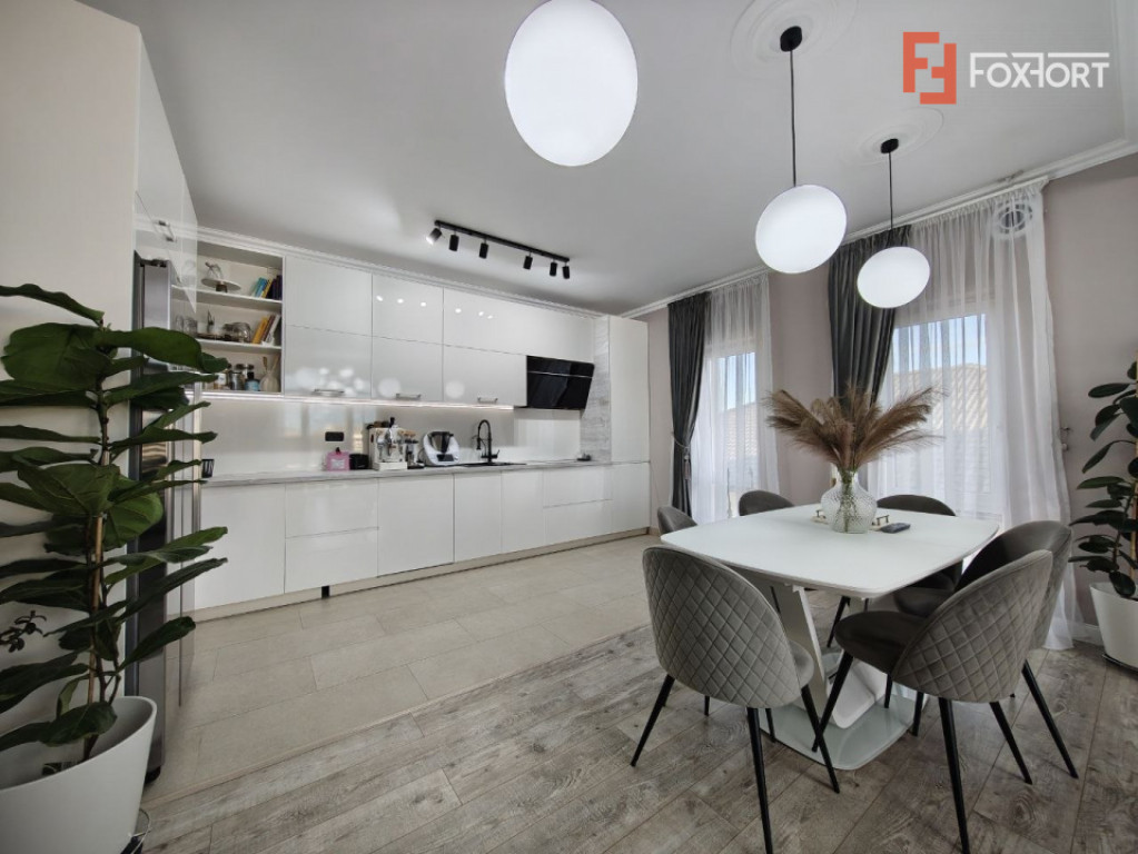 Apartament Smart 3 camere 90 mp decomandat | Centrala Propri