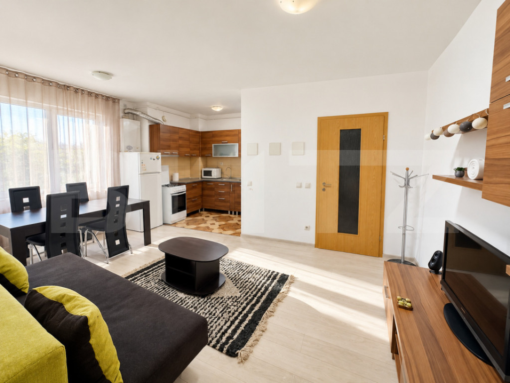 Apartament cu 2 camere, complet decomandat, cart. Zorilor