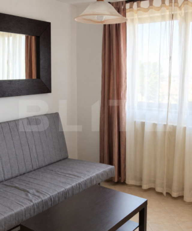 Apartament cu 3 camere, 57 mp, zona Burdujeni