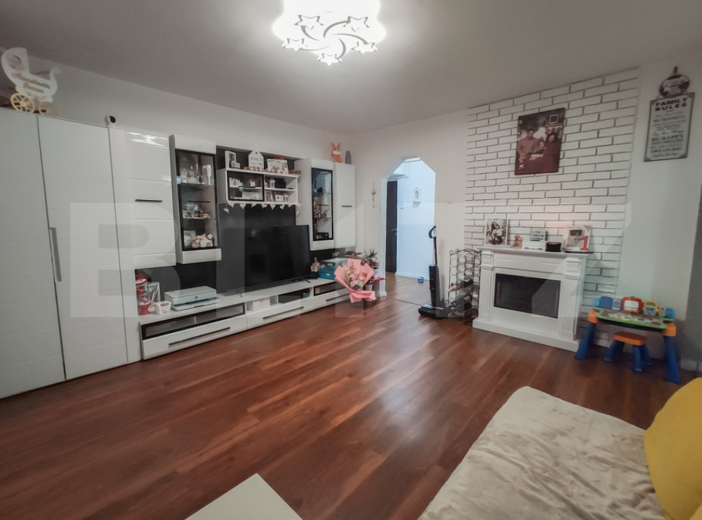 Apartament spatios cu vedere spre parc, 4 camere si parcare
