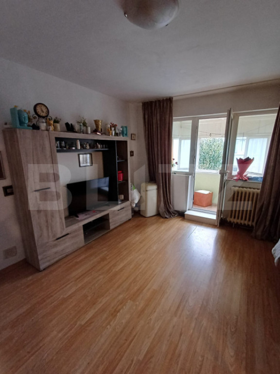 Apartament 3 camere, 52 mp, zona Micro 3
