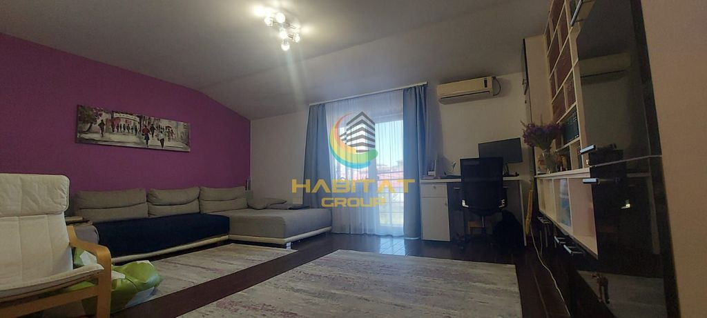 Vanzare Apartament 3 Camere Mobilat si Utilat+ Curte+ Parcare- Berceni!