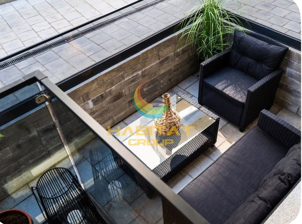 Garsoniera la parter 32mp + terasă privată de 15mp– Zona Marriott 13 Septembrie