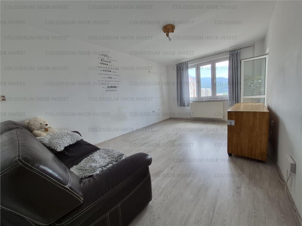 COLOSSEUM: Apartament 2 Camere decomandat Calea Bucuresti