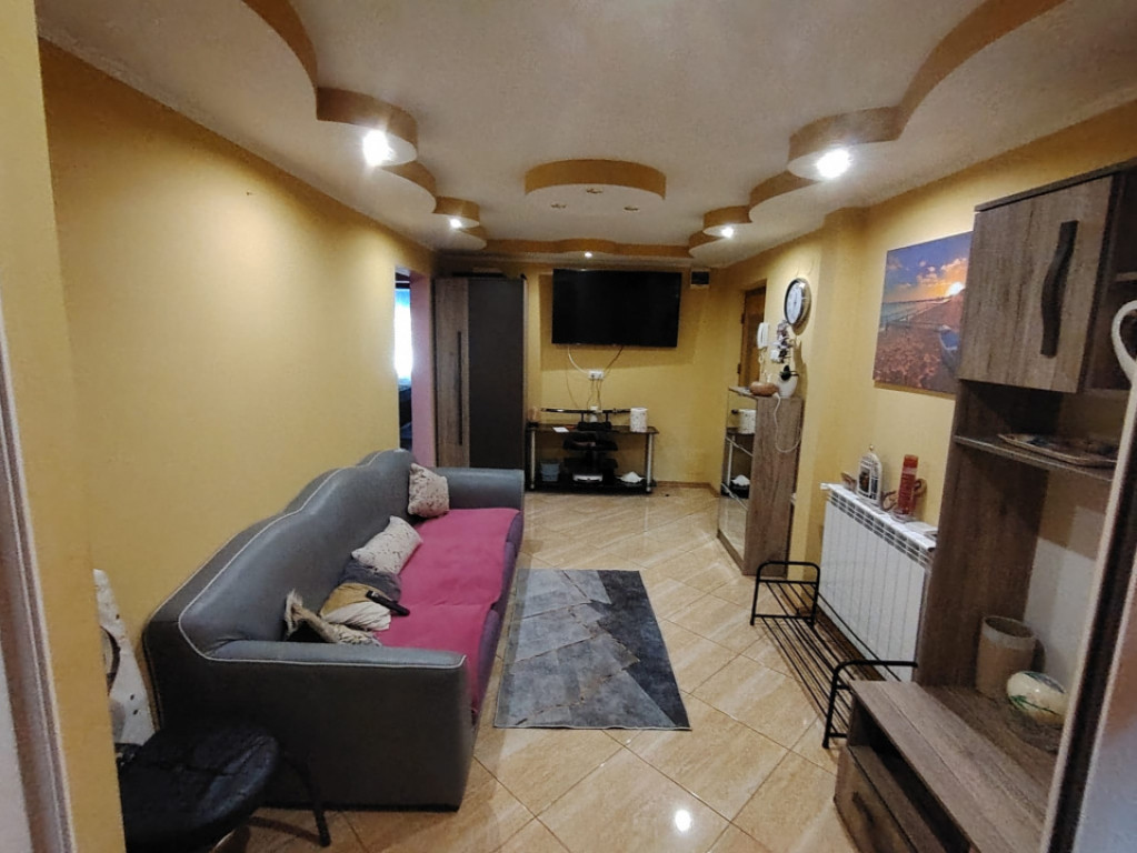 C5 - APARTAMENT 2 CAMERE TRANSFORMAT IN 3,CENTRALA GAZ
