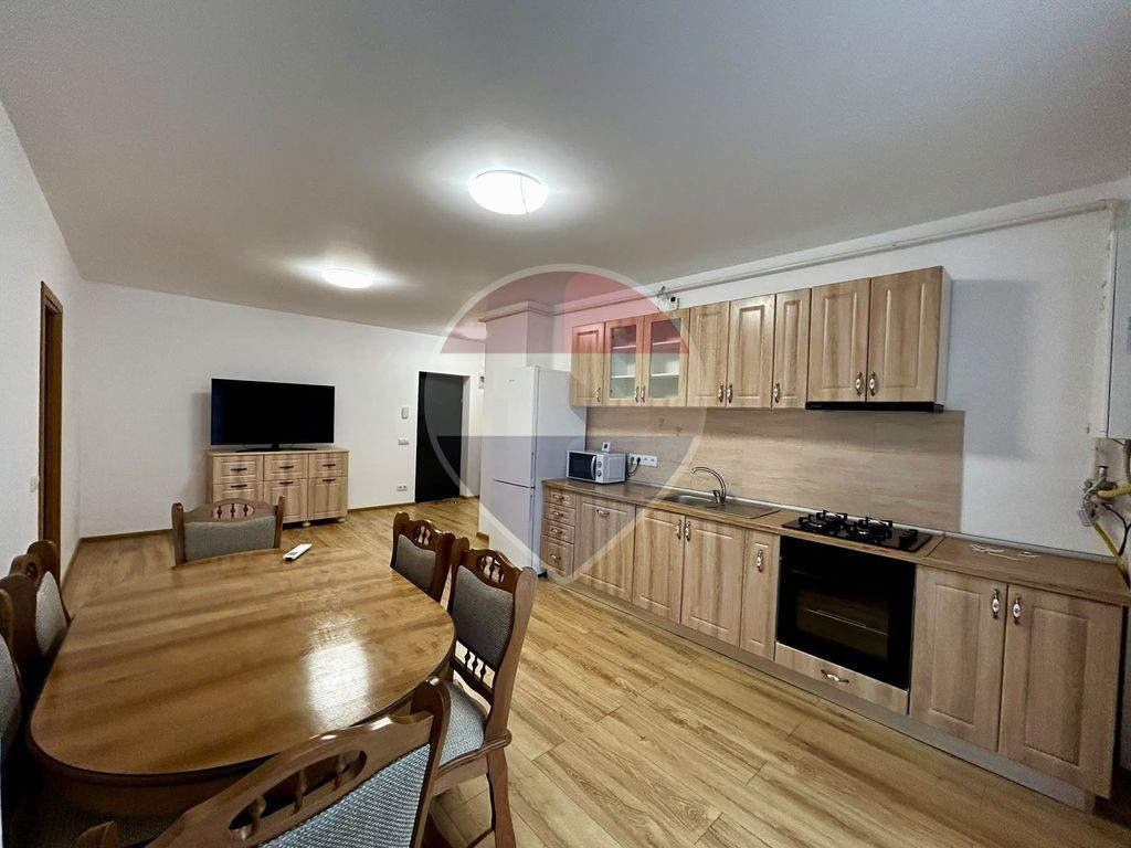 Apartament 3 camere de închiriat - Strada Daliei, Baia Mare