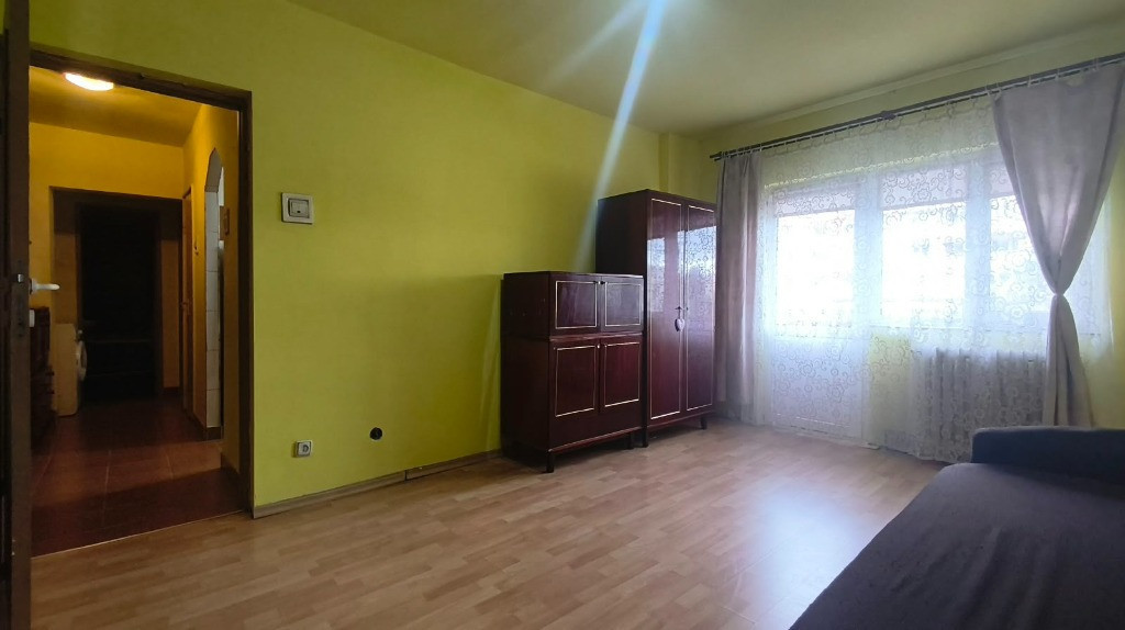 Apartament 2 camere decomandate in Deva, zona Decebal-Ulpia