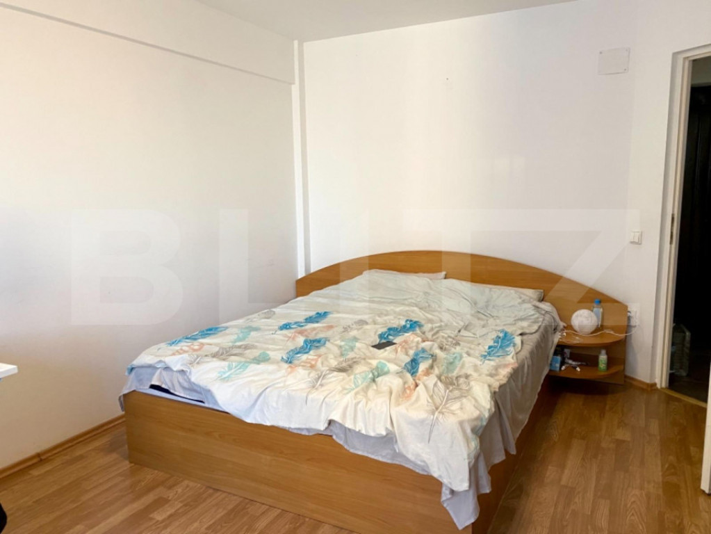 Apartament cu 1 camera,decomandat, parcare, 40mp, calea Turz