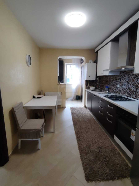 Apartament cu 2 camere de închiriat în Florești - Eroilor