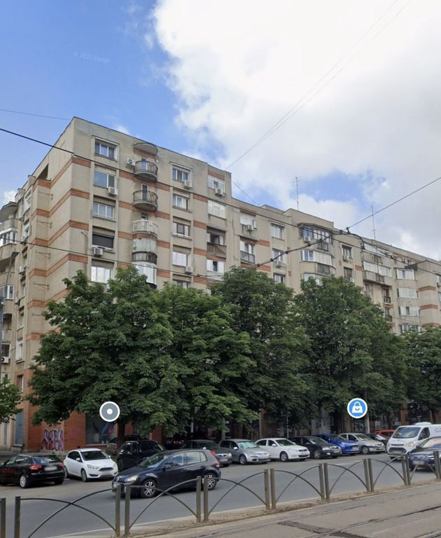 Mihai Bravu, spatiu comercial cu chirias!