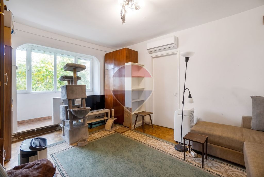 Apartament cu 2 camere de vanzare Saturn