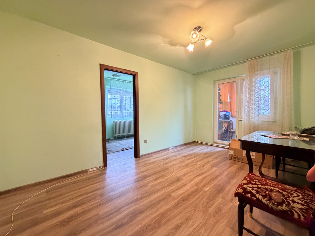 Apartament 2 camere, 83 mp utili, etaj 1, centrala, garaj -