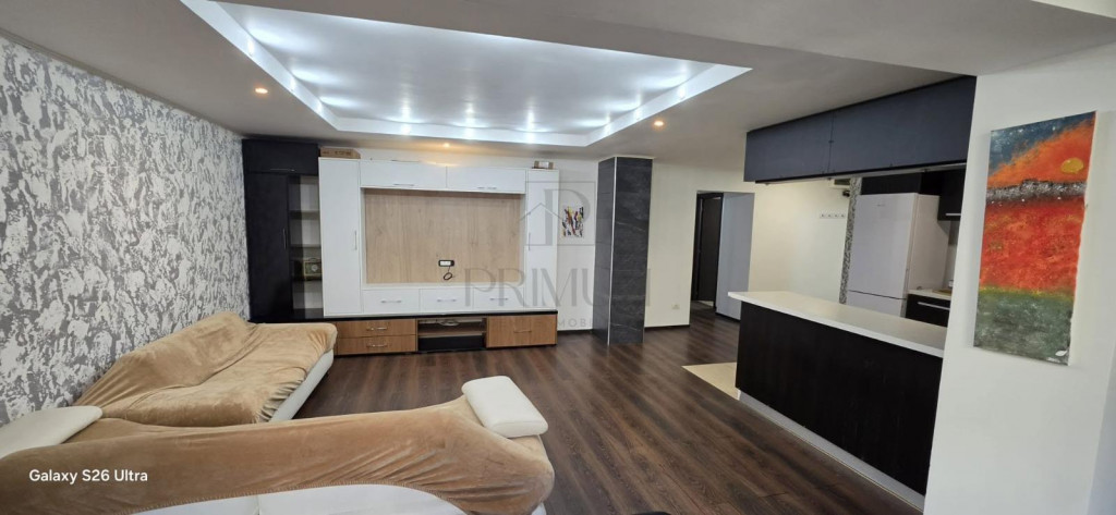 Apartament - 3 camere - centrala proprie - utilat - clima