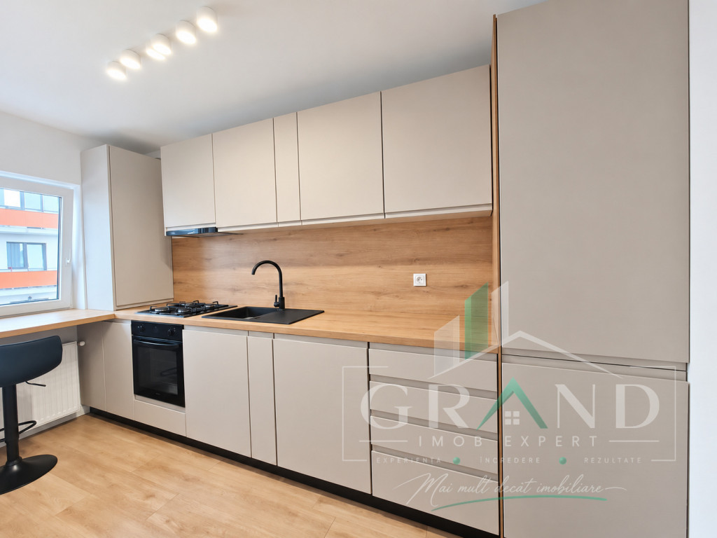 Apartament de vanzare 2 camere decomandate, Sesul de Sus, Fl