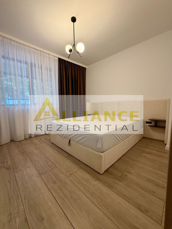 Apărătorii Patriei | 3 camere 2 bai decomandat | Mobilat + Parcare