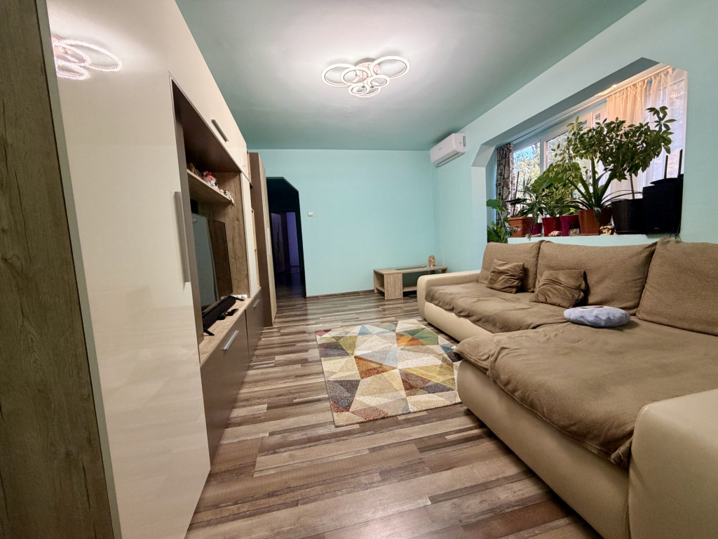 Apartament cu 3 camere, mobilat si utilat modern - zona Circ
