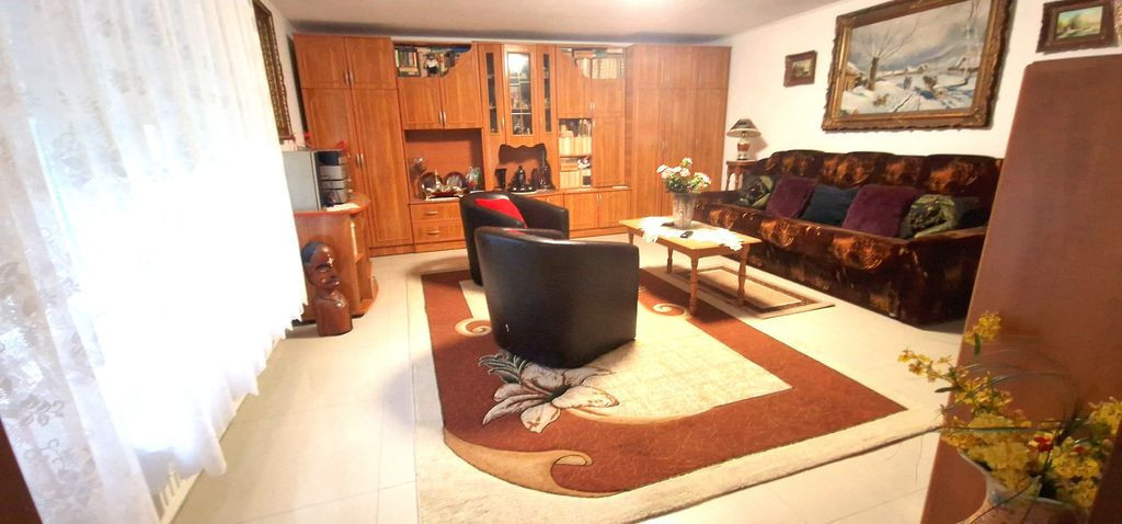 Casa din caramida.