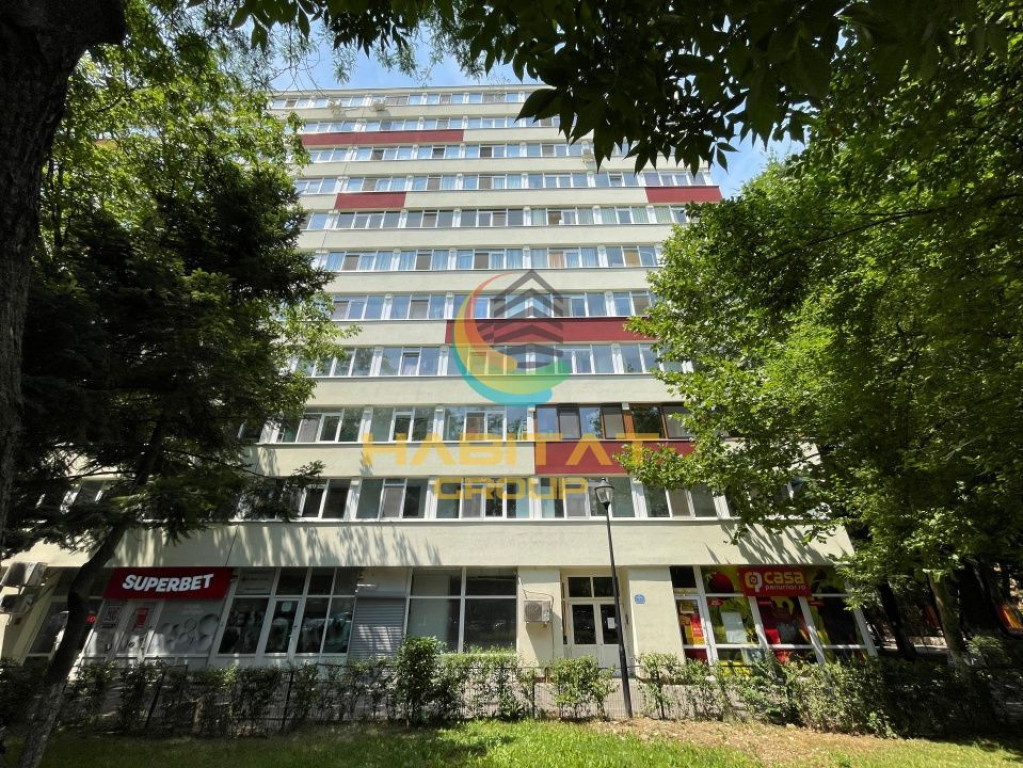 Apartament 3 camere-mobilat+ boxa+ parcare