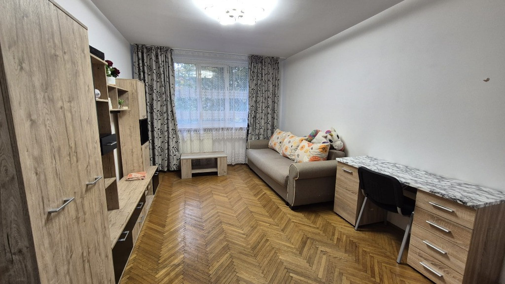 Apartament 3 Camere Decomandat, Etaj 2 – Țiglina 1, Galați