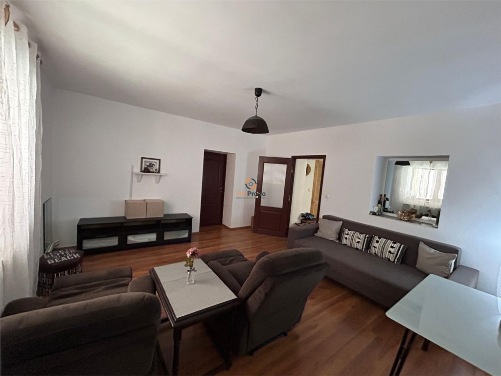 Casa Individuala 6 Camere Cu 2 Intrari Separate Loc Dinias 1