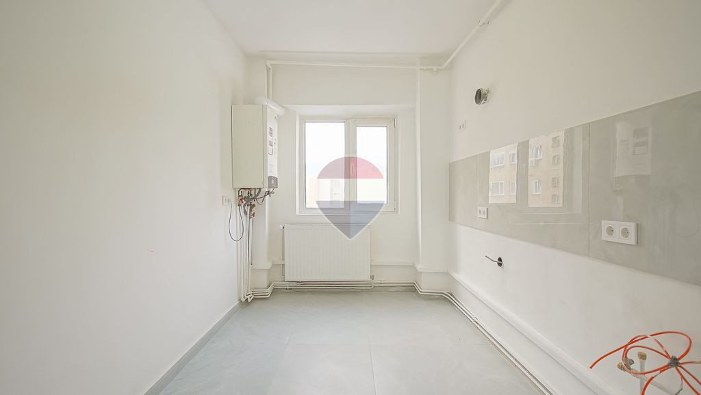 Apartament cu 2 camere de închiriat în zona Judetean