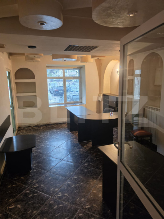 Spațiu Comercial de Vânzare în Suceava – Zona Obcini, V