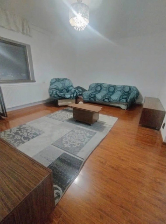 Apartament cu 3 camere central